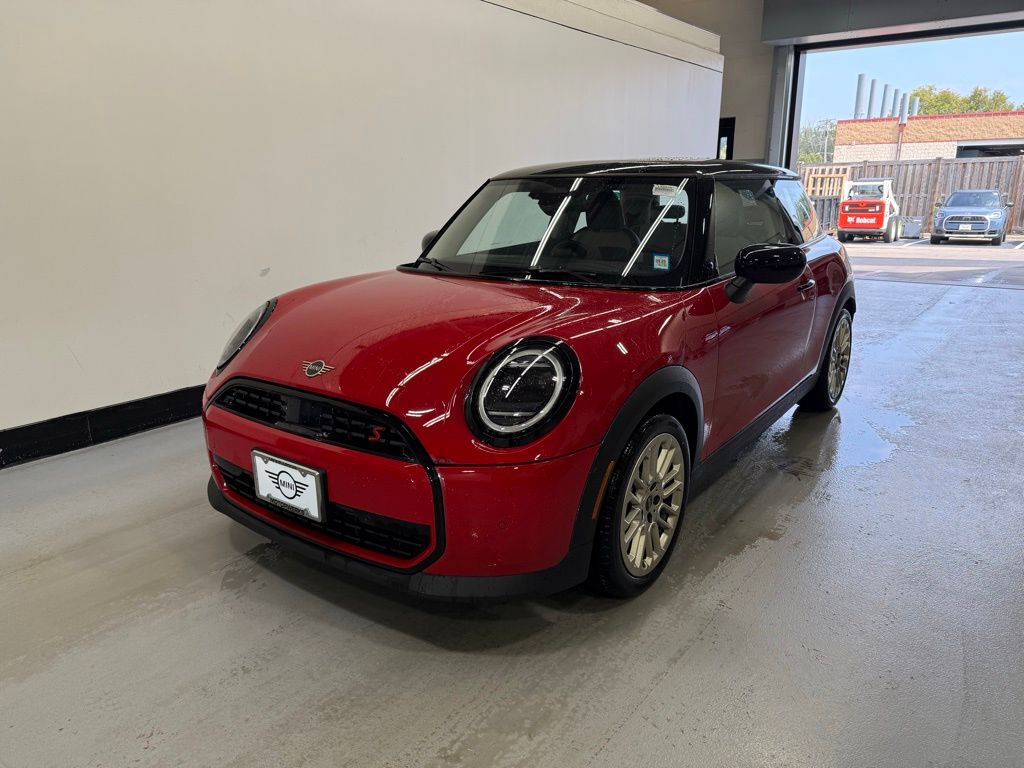 2025 MINI Hardtop 2 Door S's photo