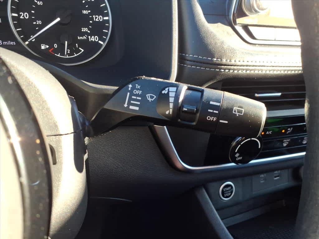 2021 Nissan Rogue S photo 24