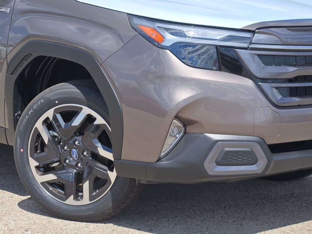 2025 Subaru Forester Limited photo 3