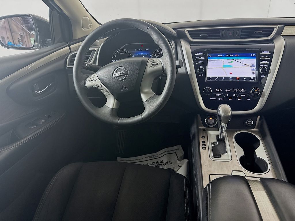 2016 Nissan Murano SV photo 27