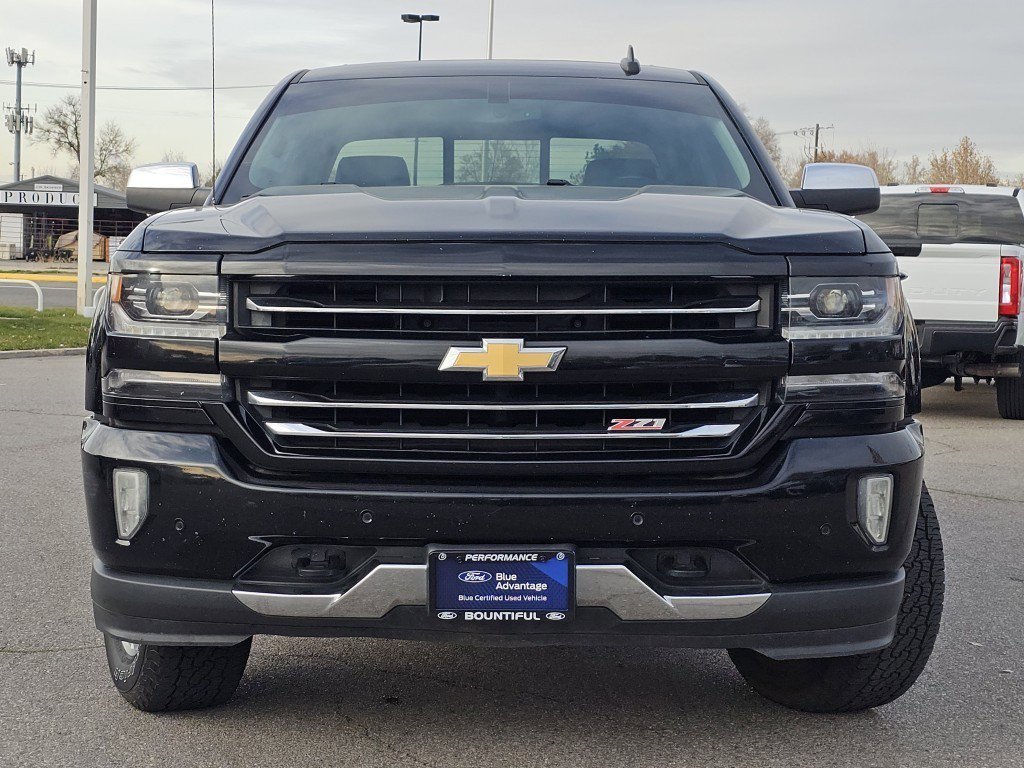 2017 Chevrolet Silverado 1500 LTZ photo 3