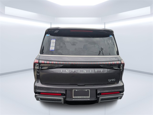 2026 Infiniti QX80 Luxe photo 4