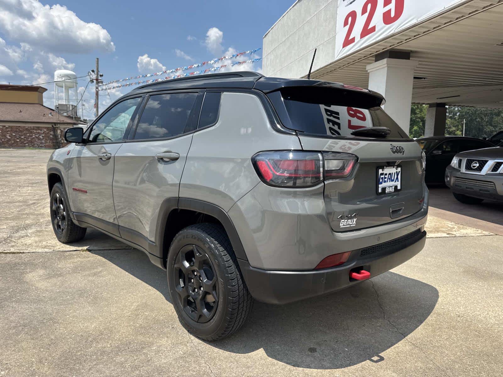 2023 Jeep Compass Trailhawk photo 5