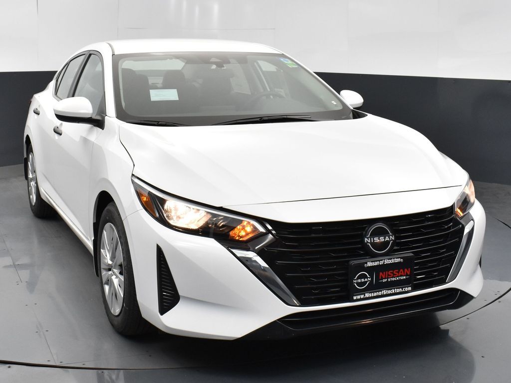 2025 Nissan Sentra S photo 2