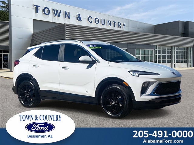 2025 Buick Encore GX Sport Touring's photo