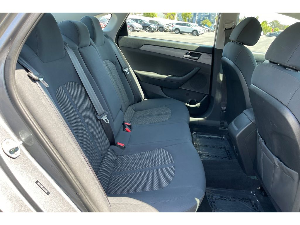 2018 Hyundai Sonata SE photo 17