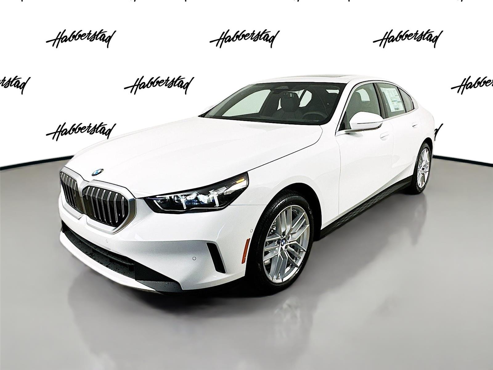 2025 BMW 5 Series 530i's photo