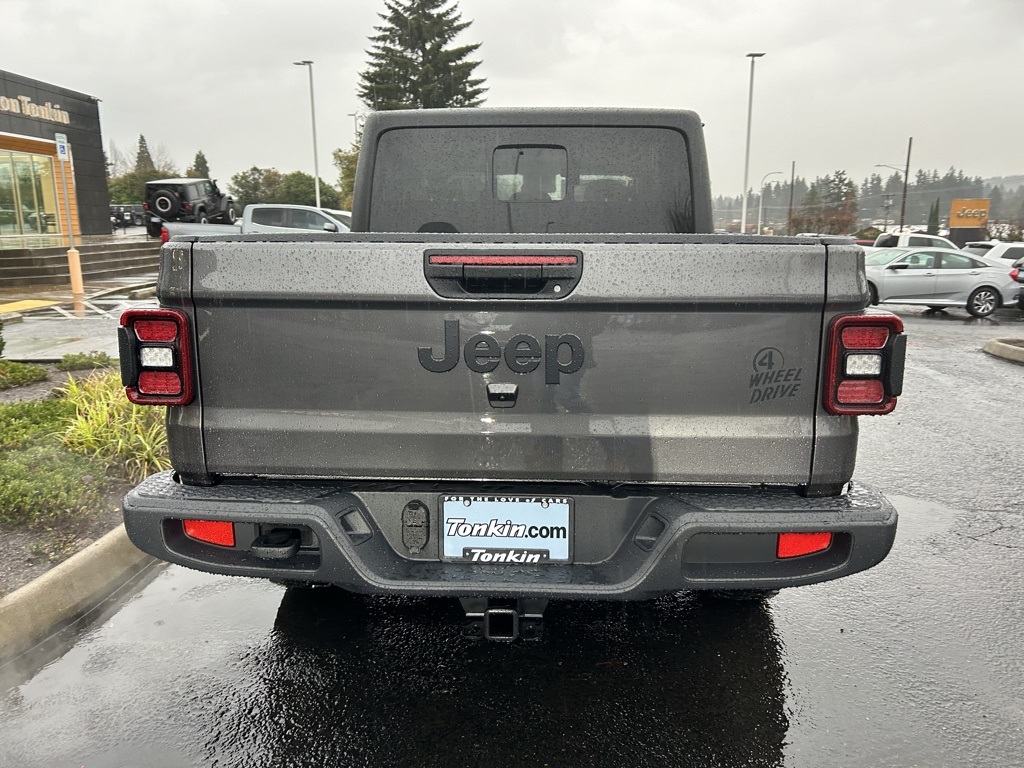 2025 Jeep Gladiator Willys photo 7