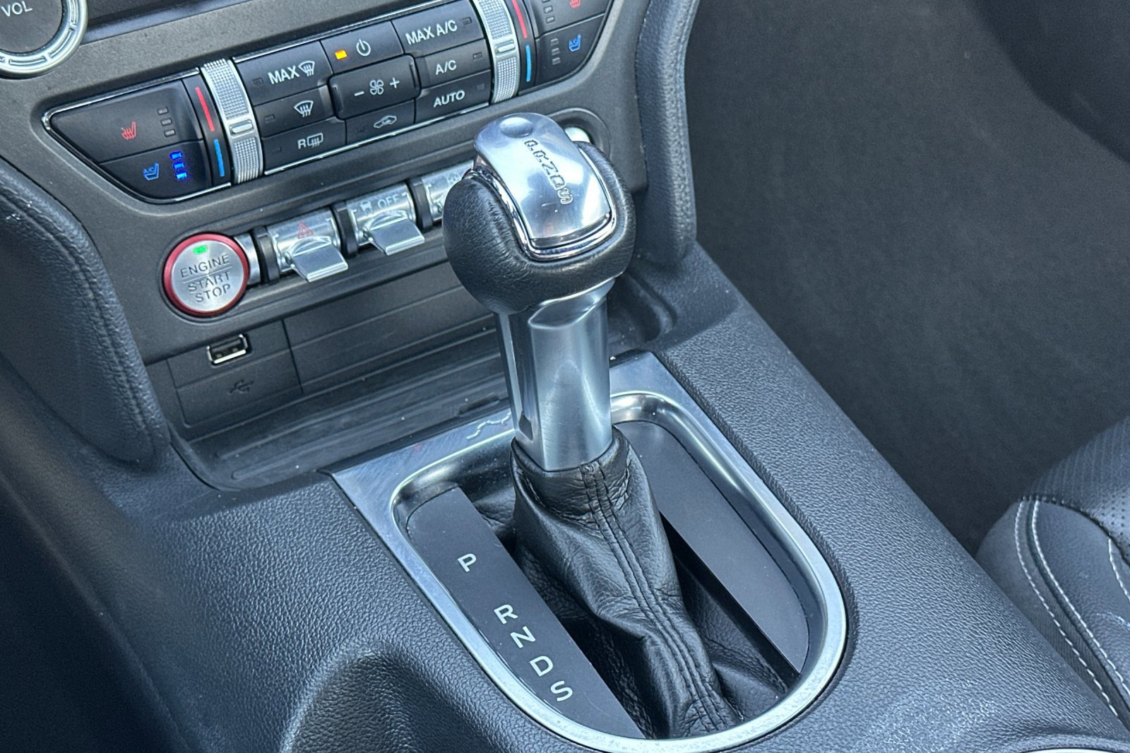 2023 Ford Mustang EcoBoost Premium photo 17