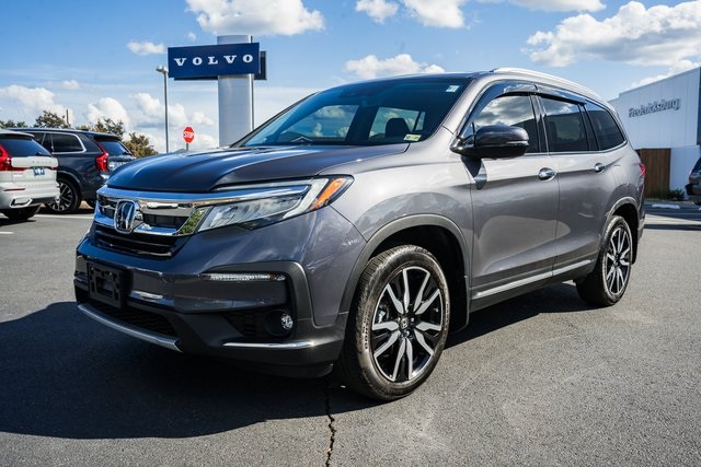 2022 Honda Pilot Touring photo 2