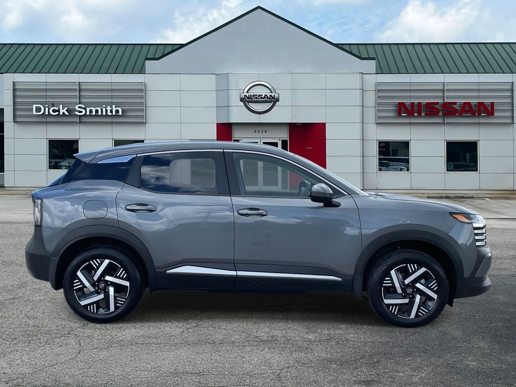 2025 Nissan Kicks SV photo 2