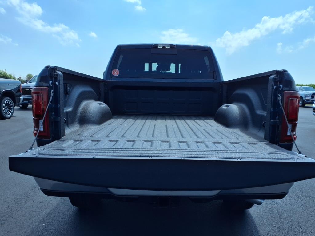 2025 Ram 2500 Laramie photo 11