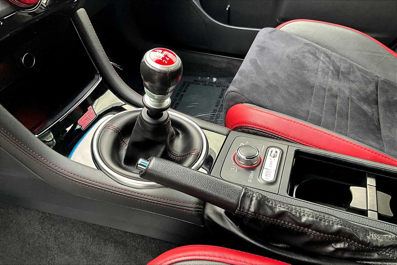 2020 Subaru WRX STI photo 11