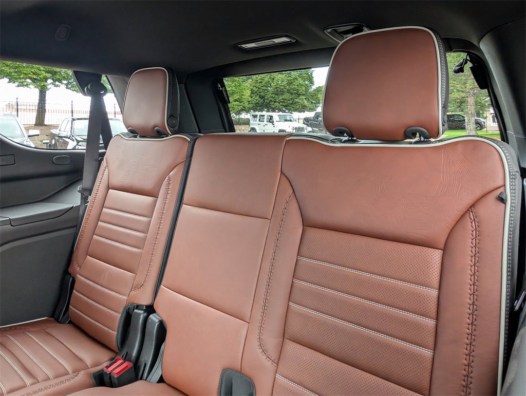 2024 Gmc Yukon Denali Ultimate photo 17