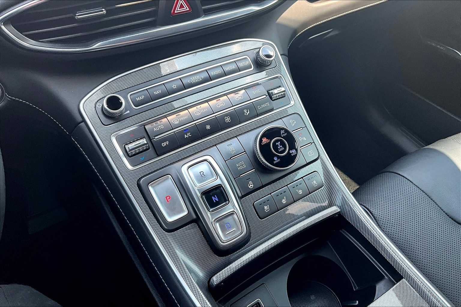 2022 Hyundai Santa Fe Limited Sport photo 32