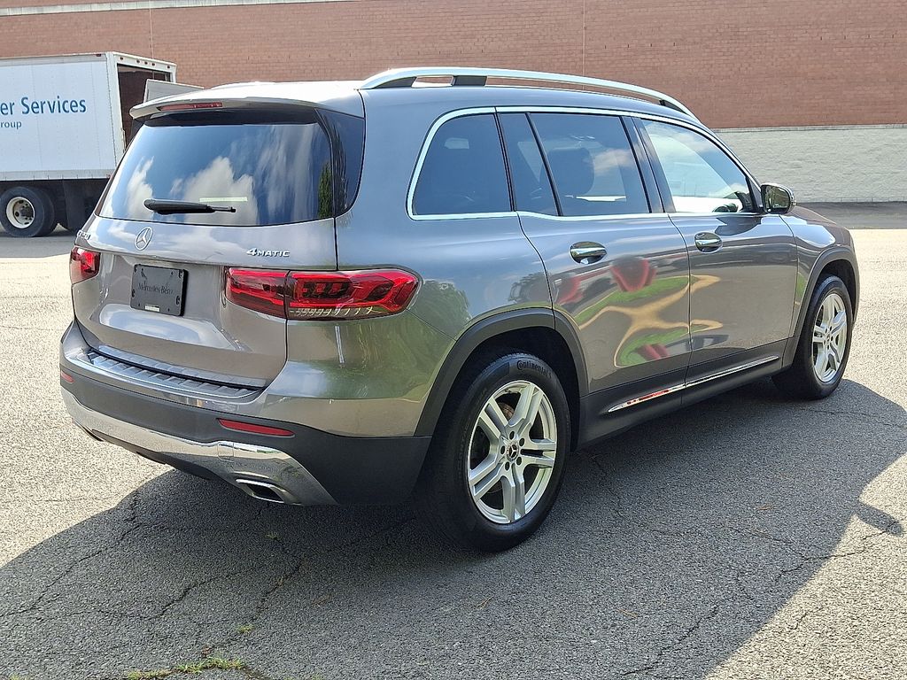 2021 Mercedes Benz GLB 250 4MATIC photo 2