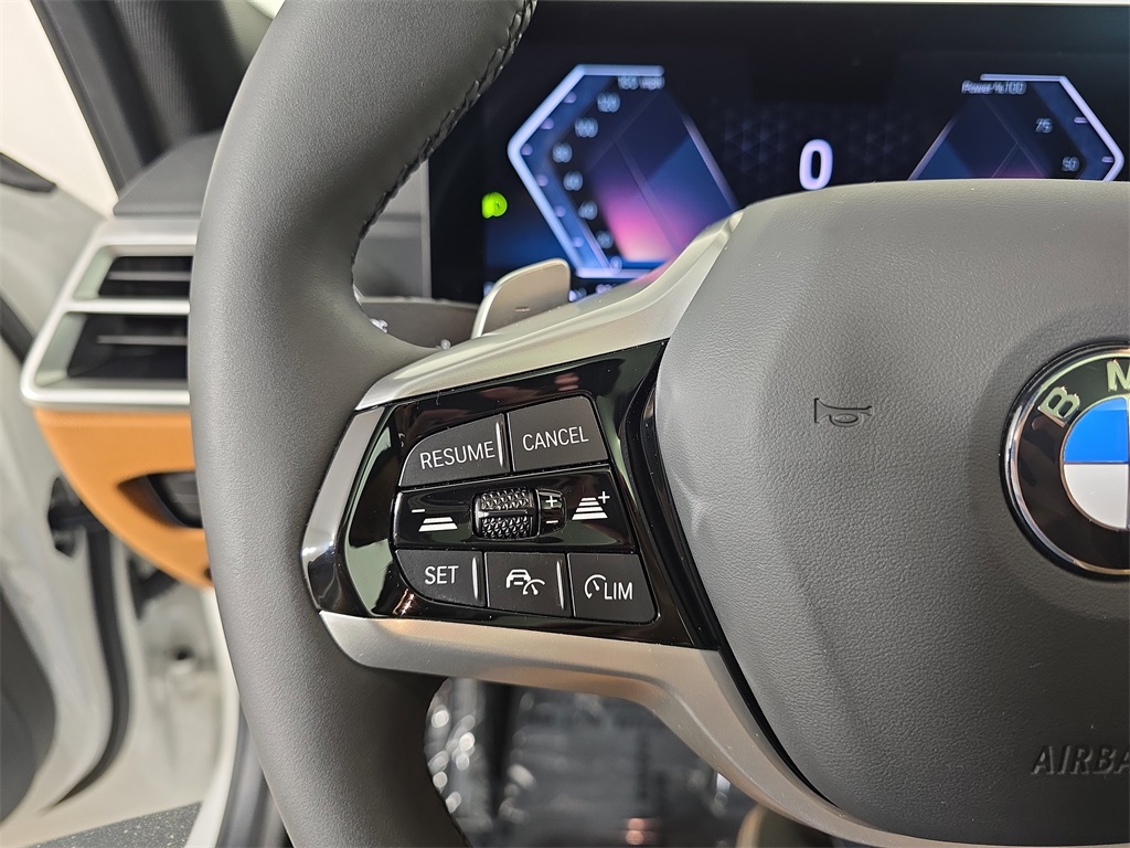 2025 Bmw 330i xDrive Sedan photo 16