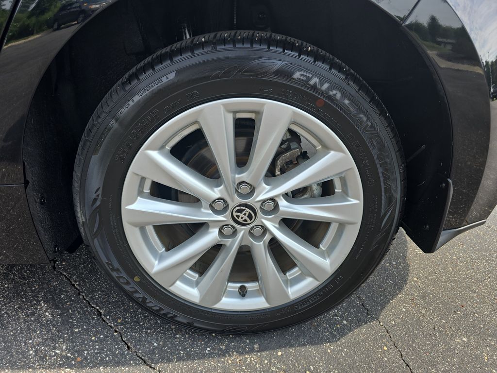 2024 Toyota Corolla SE photo 28