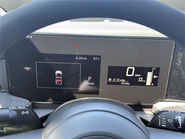 2025 Nissan Kicks SV photo 17