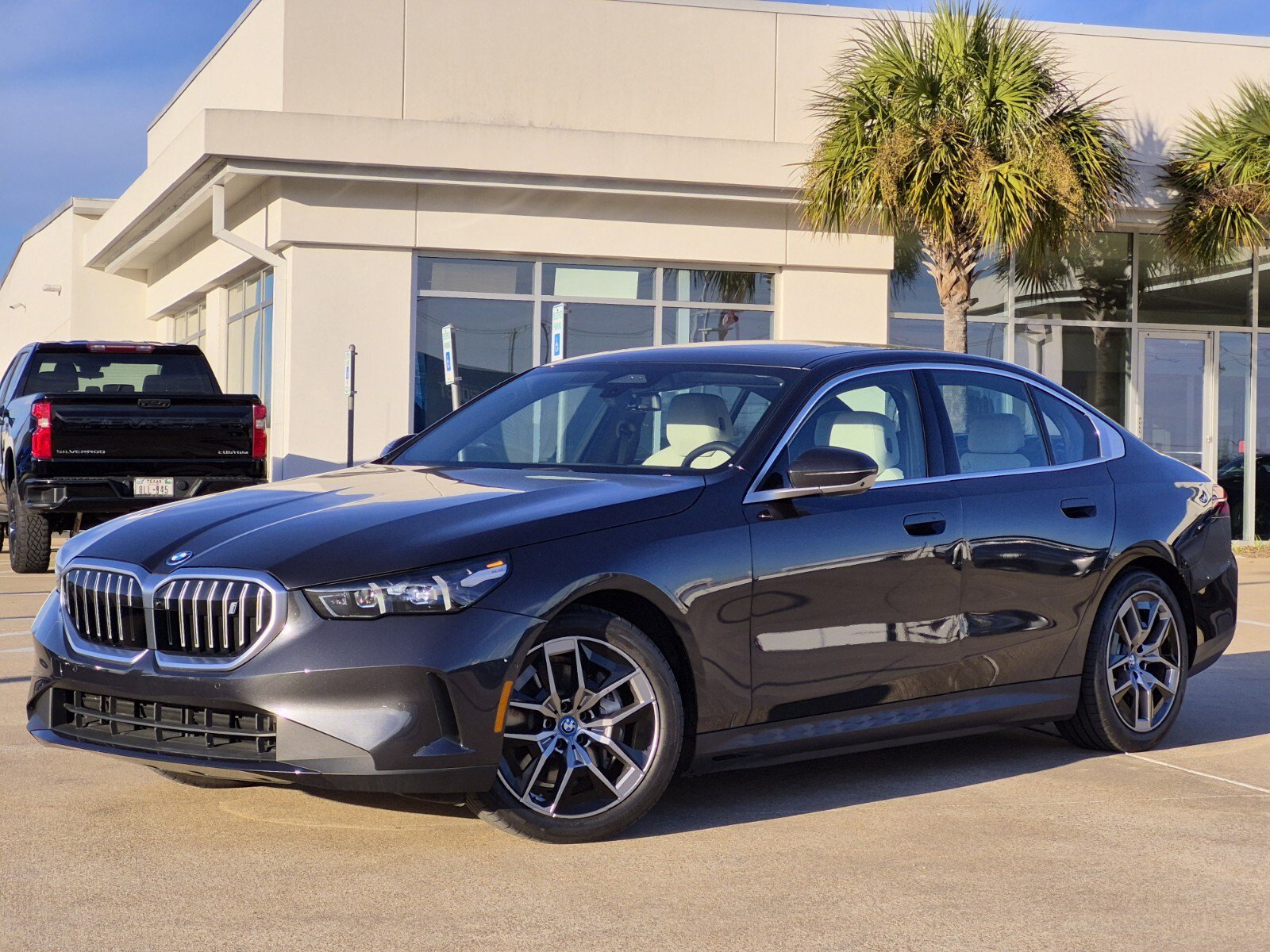 2024 BMW i5 M60's photo