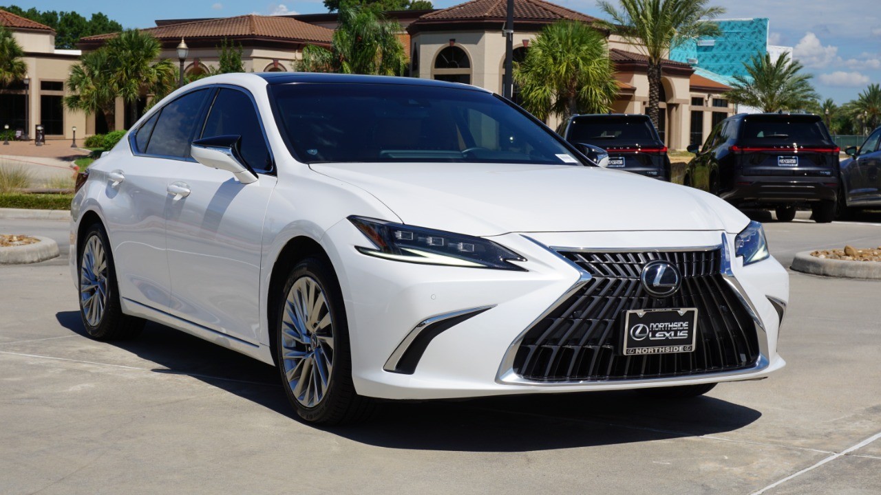 2023 Lexus ES 350 Ultra Luxury photo 3