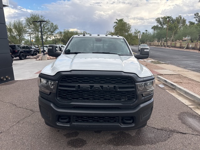 2024 Ram 3500 Tradesman photo 2