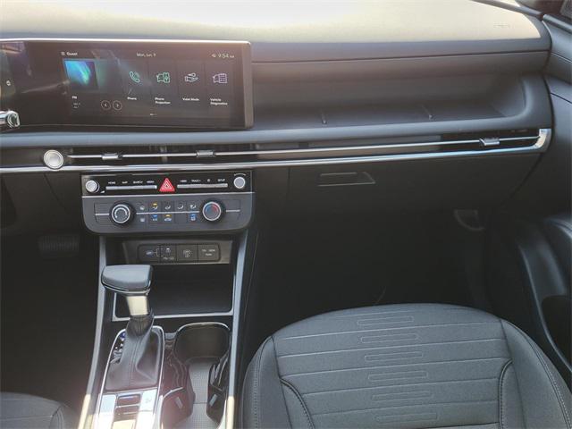 2025 Hyundai Santa Cruz SE photo 10