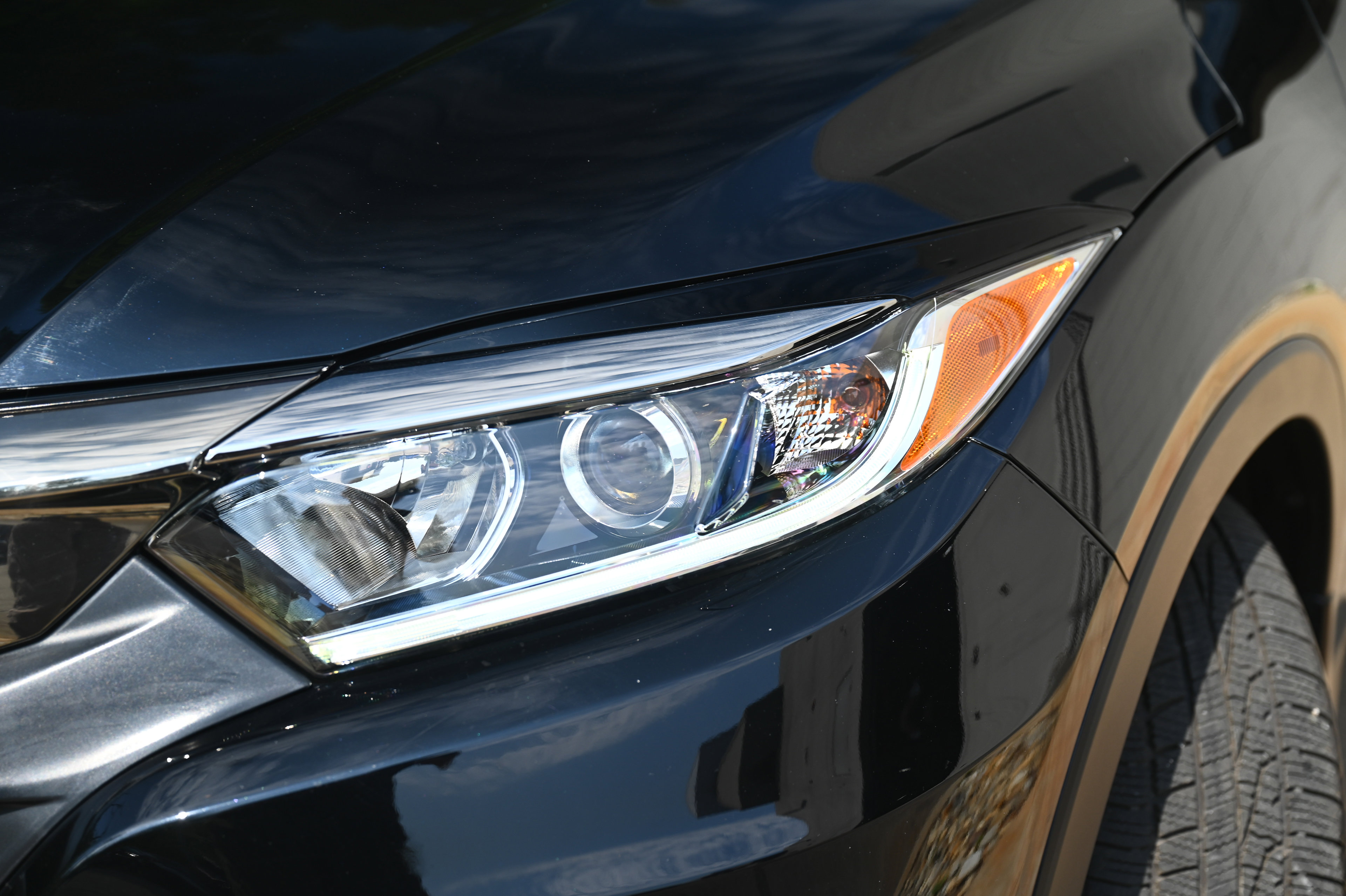 2022 Honda HR-V EX-L photo 5
