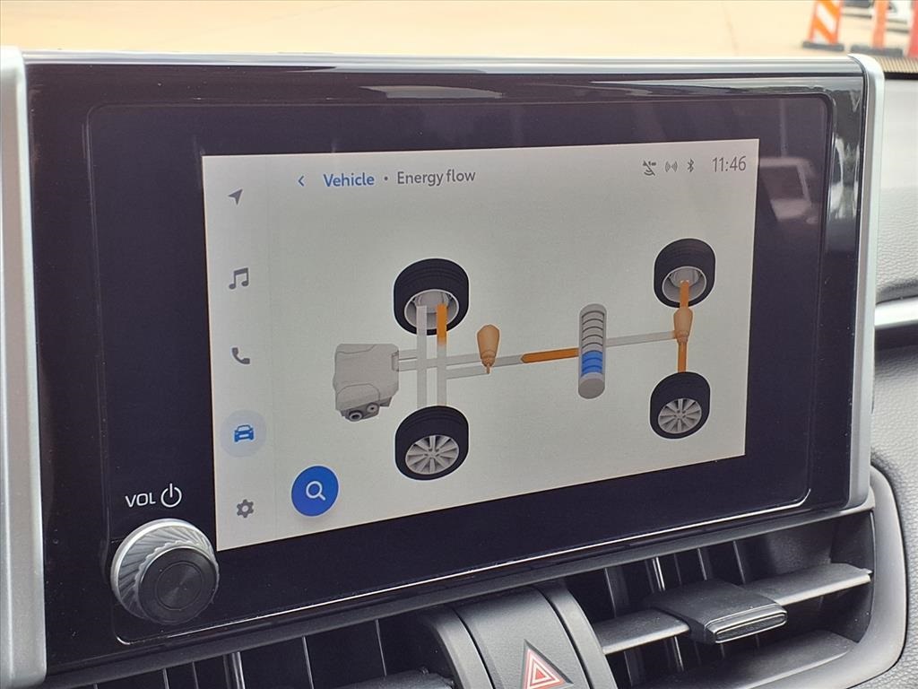 2024 Toyota RAV4 Hybrid XLE photo 4