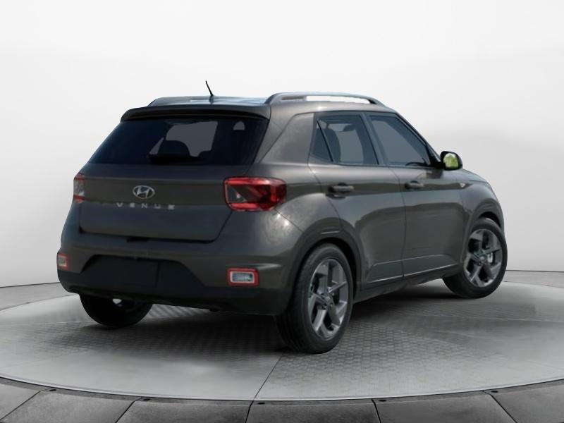 2025 Hyundai Venue SEL photo 4