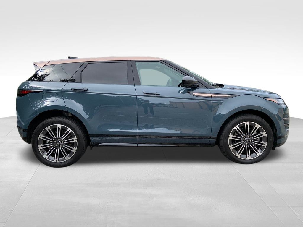 2024 Land Rover Range Rover Evoque Dynamic SE photo 5