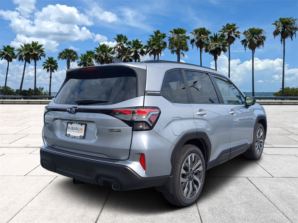 2025 Subaru Forester Touring photo 3