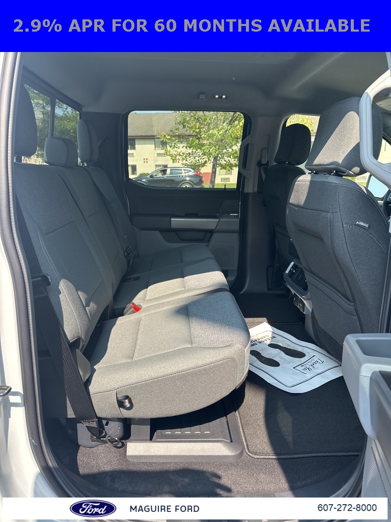 2025 Ford F-150 XLT photo 2