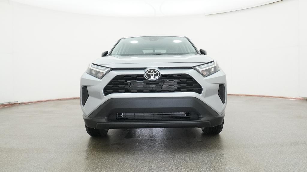 2025 Toyota RAV4 LE photo 3