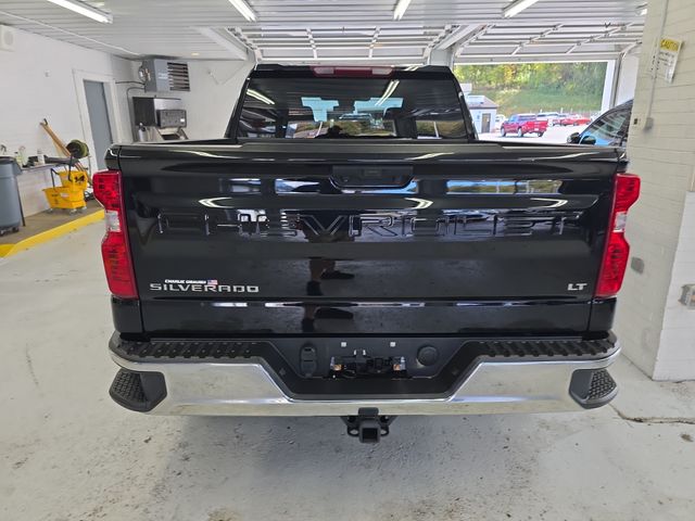 2023 Chevrolet Silverado 1500 LT photo 4
