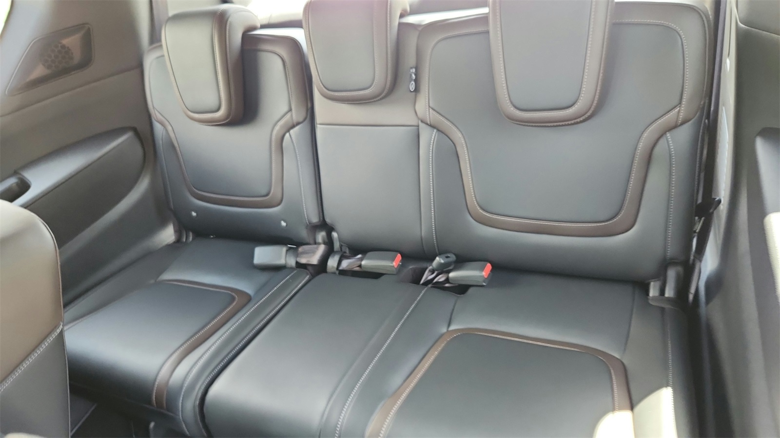 2025 Nissan Armada SL photo 19