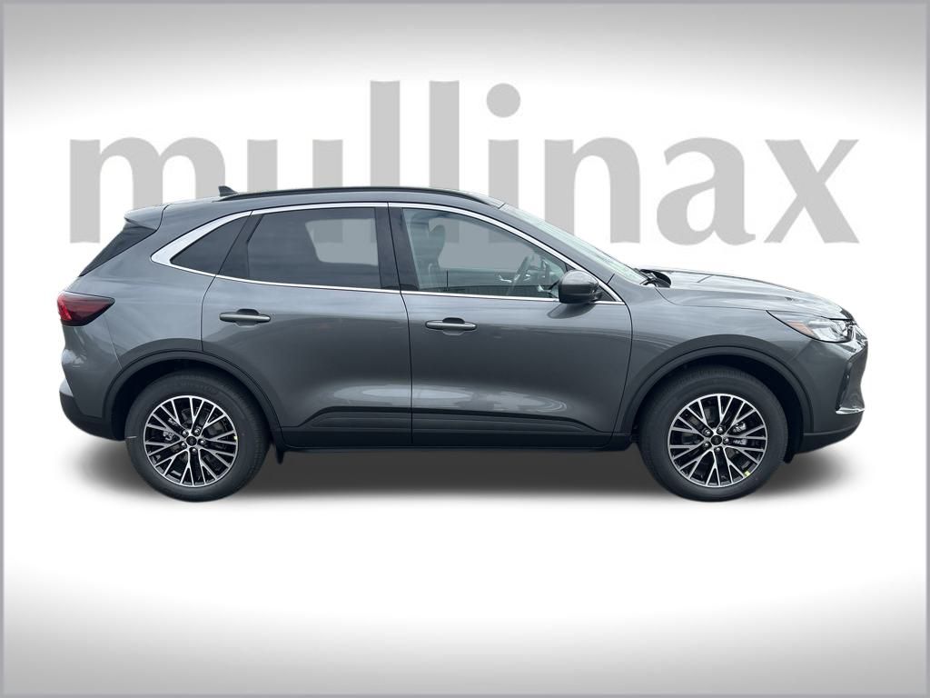 2025 Ford Escape Plug-In Hybrid Base photo 2