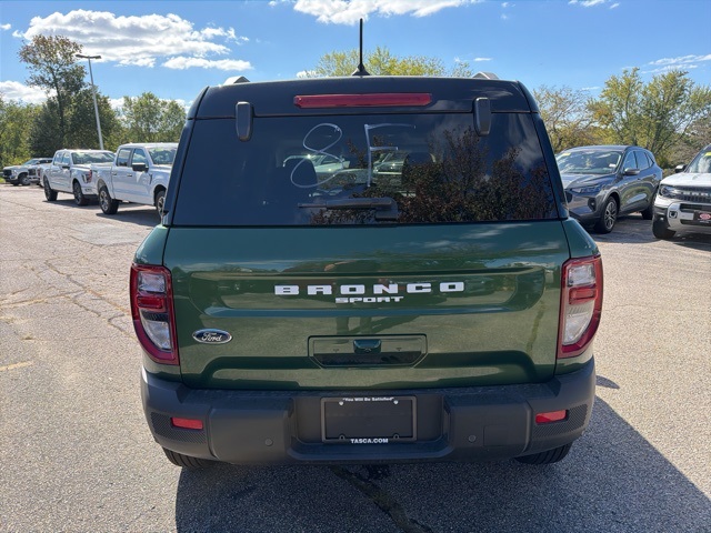 2025 Ford Bronco Sport Outer Banks photo 4