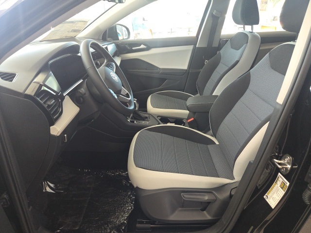 2025 Volkswagen Taos S photo 12