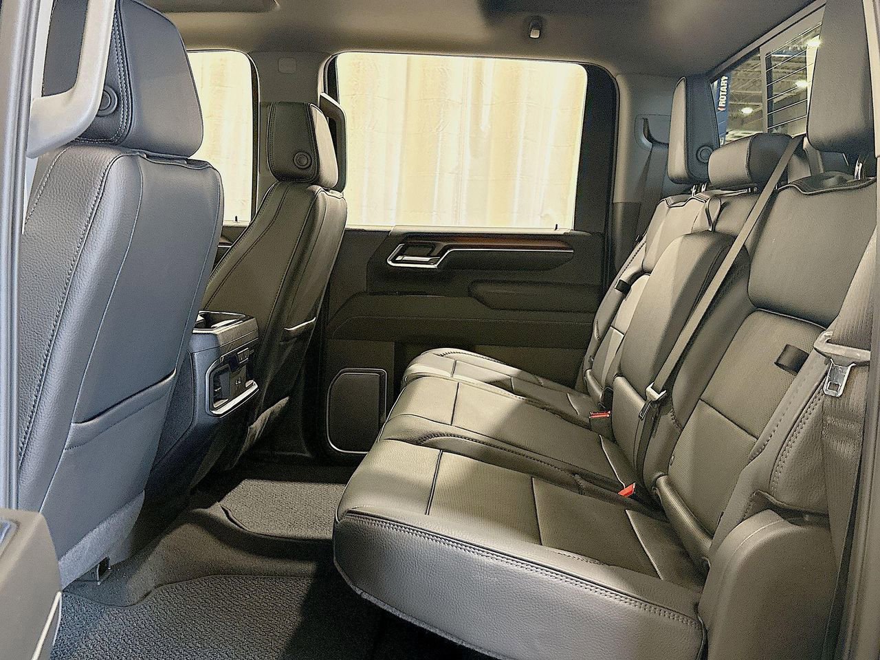 2026 Gmc Sierra 2500 HD Denali photo 23