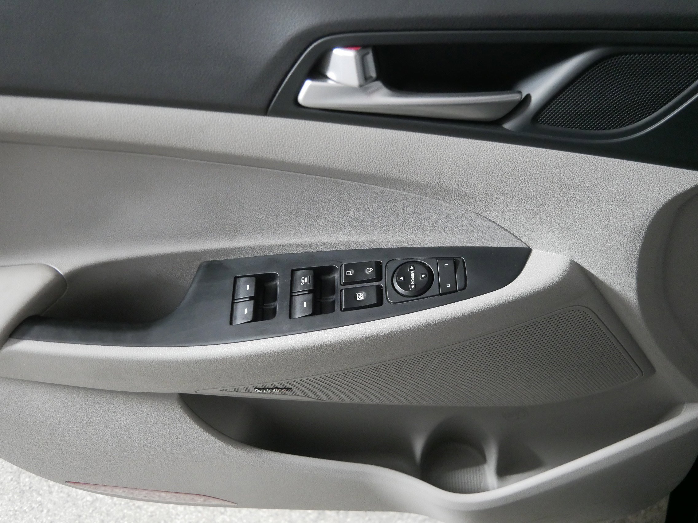 2020 Hyundai Tucson Sport photo 18