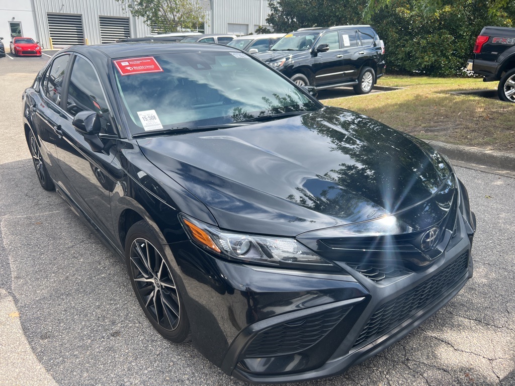 2023 Toyota Camry SE photo 4