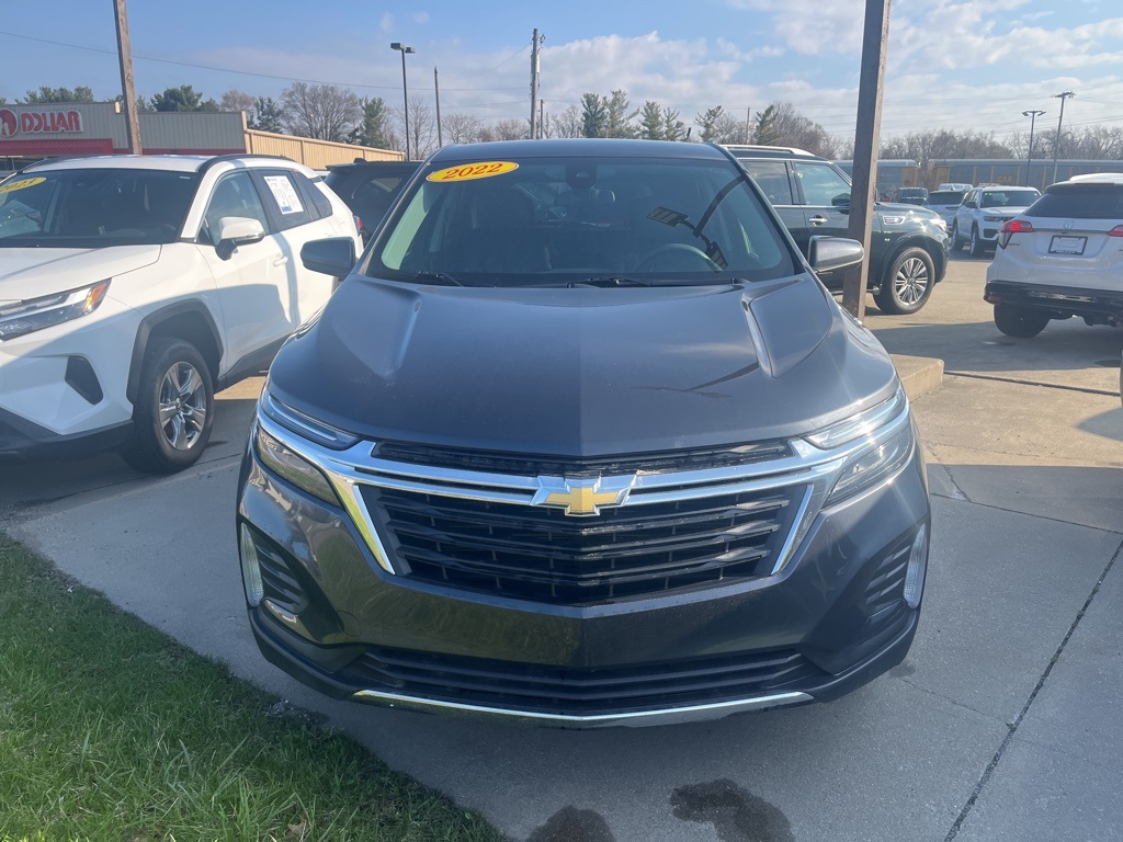 2022 Chevrolet Equinox LT photo 2