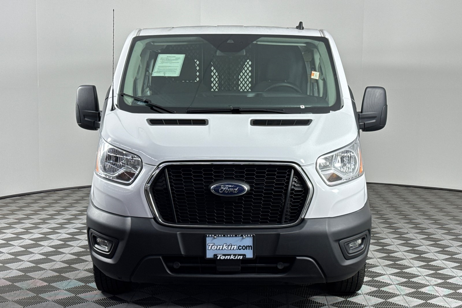 2021 Ford Transit Cargo Van photo 8