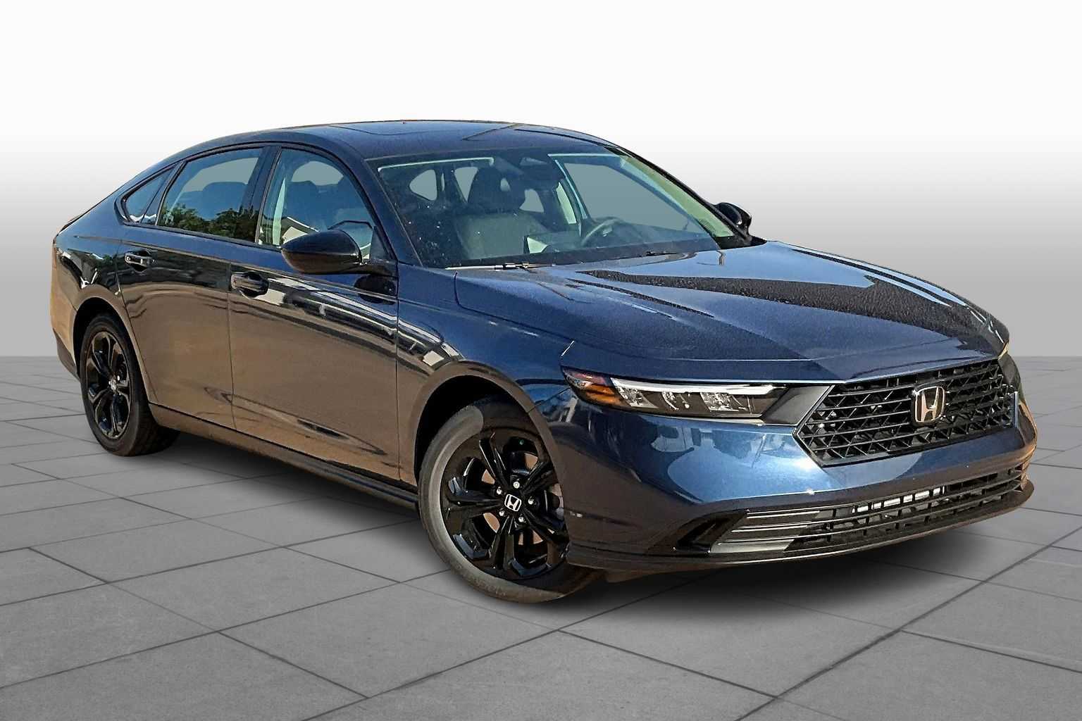 2025 Honda Accord SE photo 2