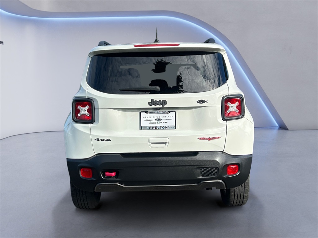 2019 Jeep Renegade Trailhawk photo 3