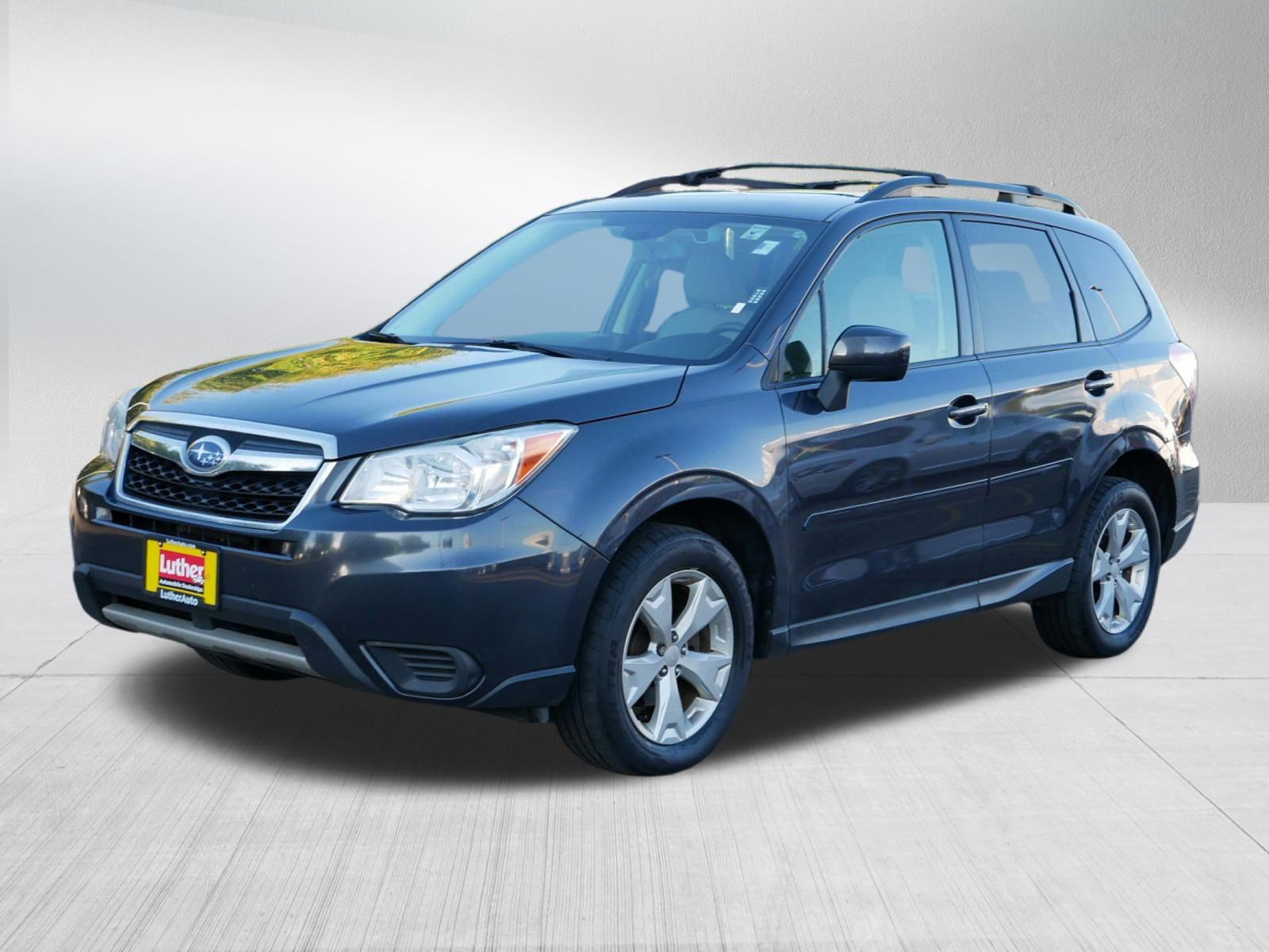 2015 Subaru Forester Premium photo 3
