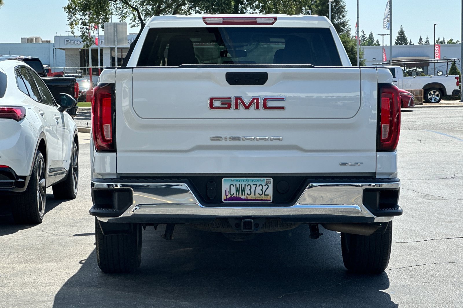 2024 Gmc Sierra 1500 SLT photo 4