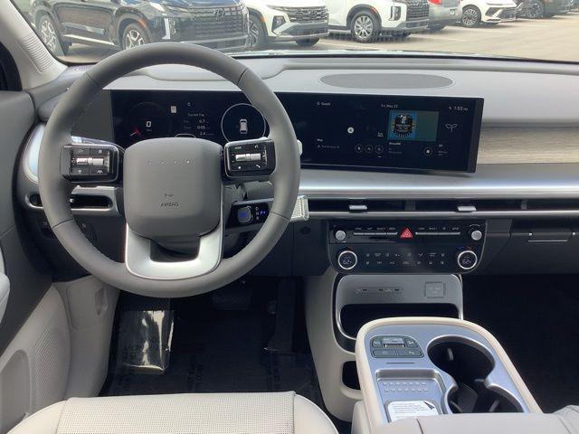 2026 Hyundai Ioniq SEL photo 8