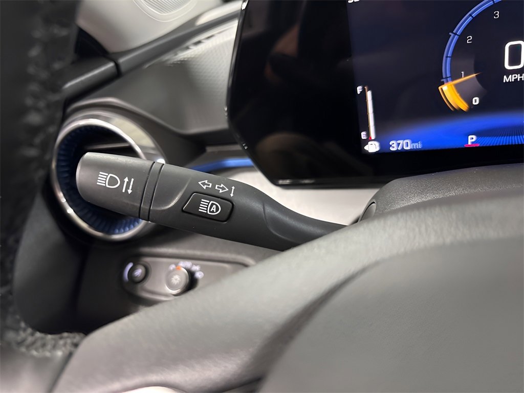 2024 Chevrolet Trax LT photo 17